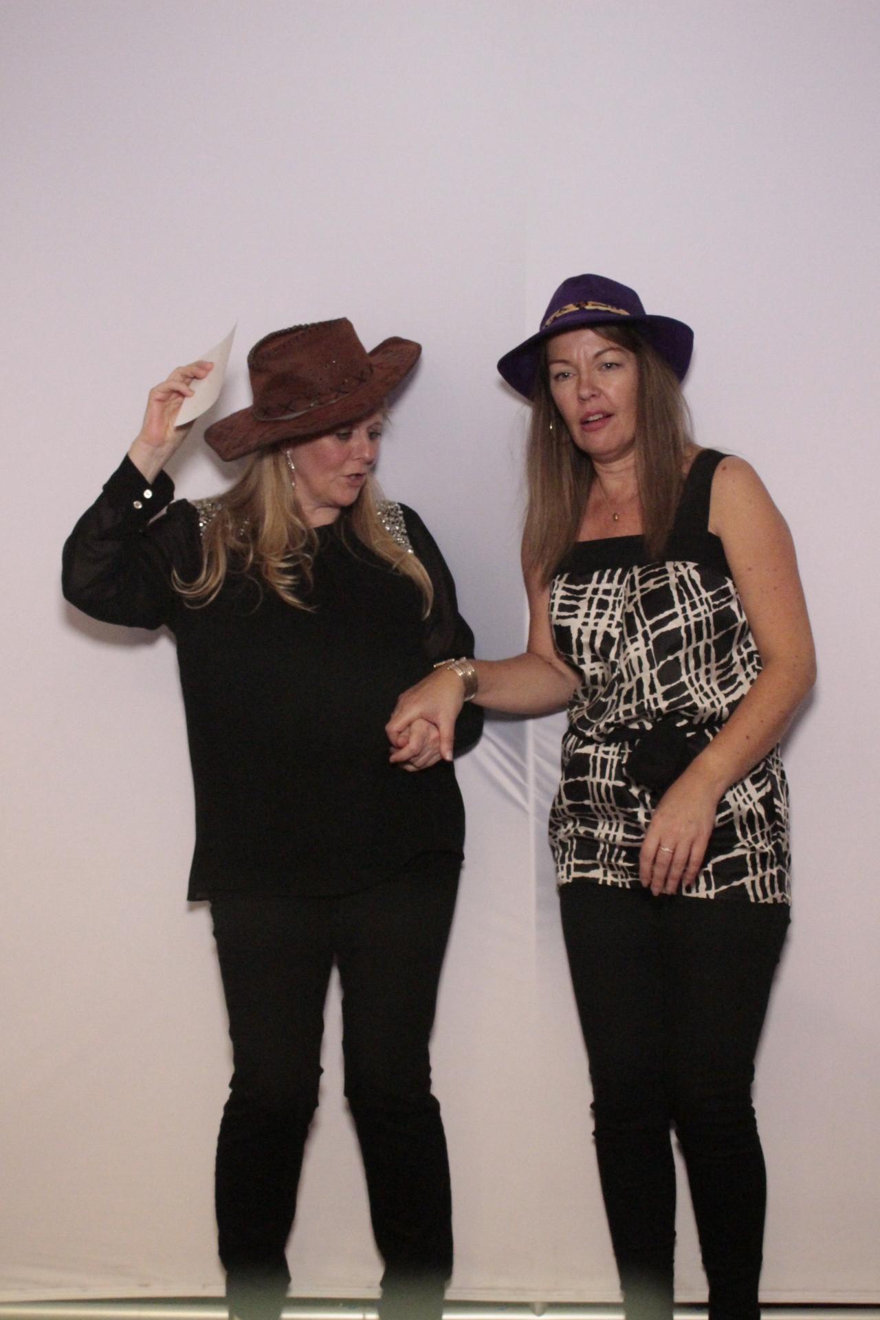 Danielle’s 40th birthday | View more photos from the event at gallery.myphotoboothexperience.co.uk/u/MyPhotoBoothExperienceLtd/Danielle’s-40th-birthday